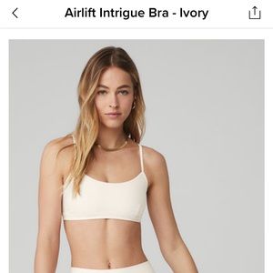 Alo Airlift Intrigue Bra Ivory Medium 8-10